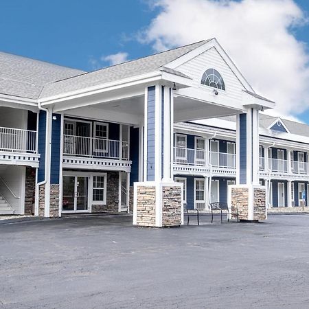 Hilltop Inn & Suites, Near Foxwoods Casino North Stonington Extérieur photo