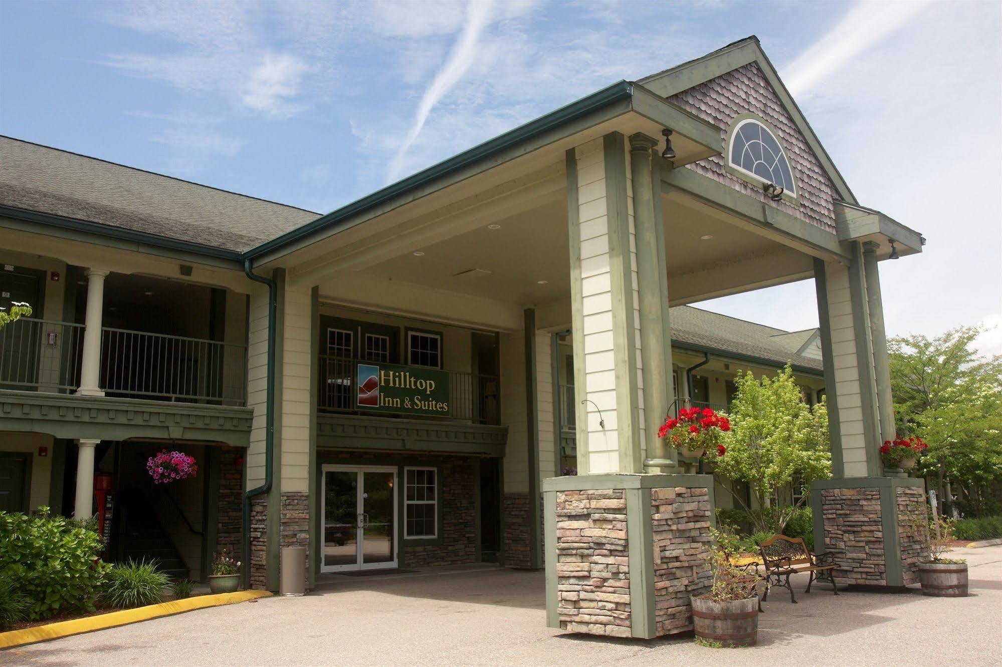 Hilltop Inn & Suites, Near Foxwoods Casino North Stonington Extérieur photo